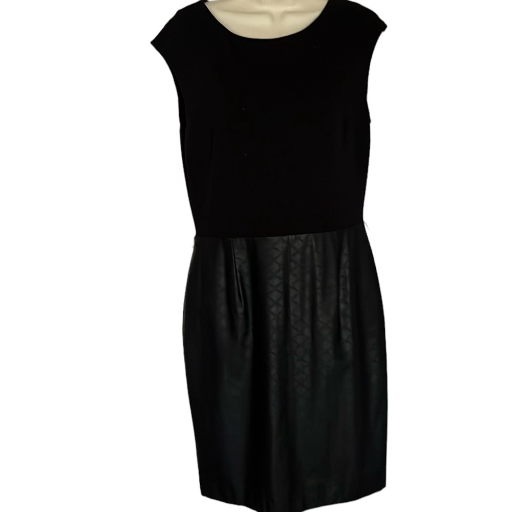 Calvin Klein size 10 black scoop neck faux leather detail midi dress cap sleeve